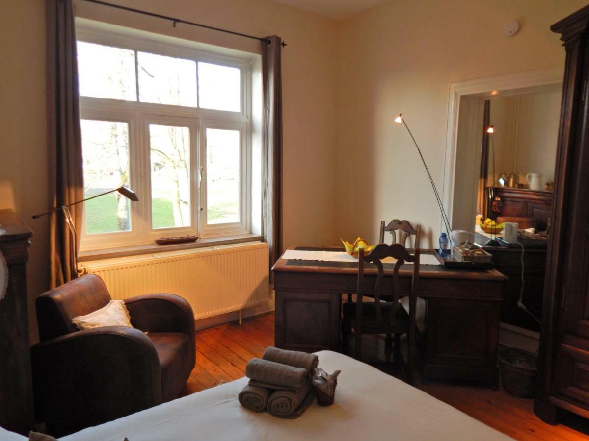 Les Remparts Hotel Binche Exterior foto